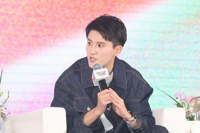 少妇翘臀亚洲精品av图片